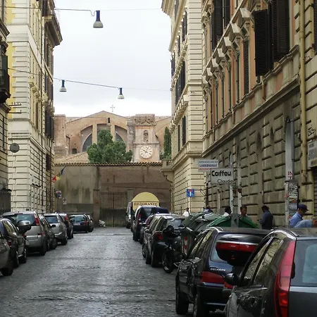 לינה וארוחת בוקר Bbqueen רומא